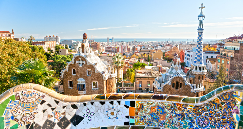 BUSTLING BARCELONA BREAK